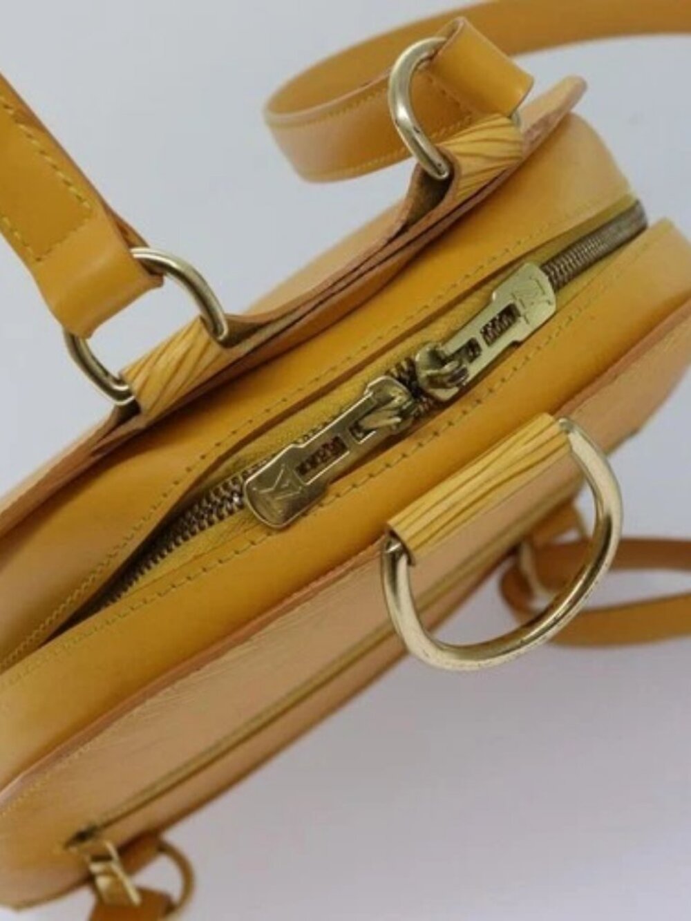 LOUIS VUITTON Epi Mabillon Backpack Yellow M52239 LV Auth 82929A - Picture 6 of 16